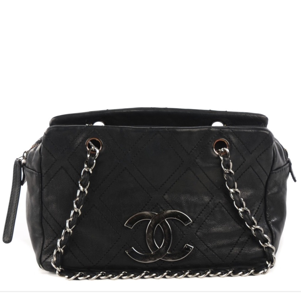 🎀HP🎀. Chanel Purse 100% Authentic